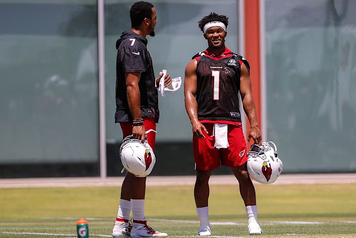 kyler-murray-brett-hundley-cardinals.jpg